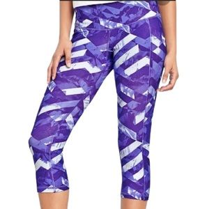 Old Navy Active Compression Crops